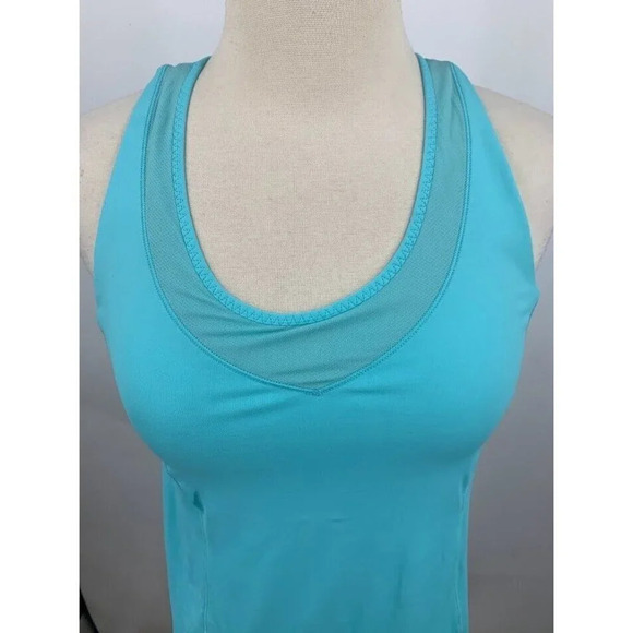 Lululemon Women's Tone It Tank Angel Blue Layer Look Racerback Tank Size 8 - Picture 4 of 11